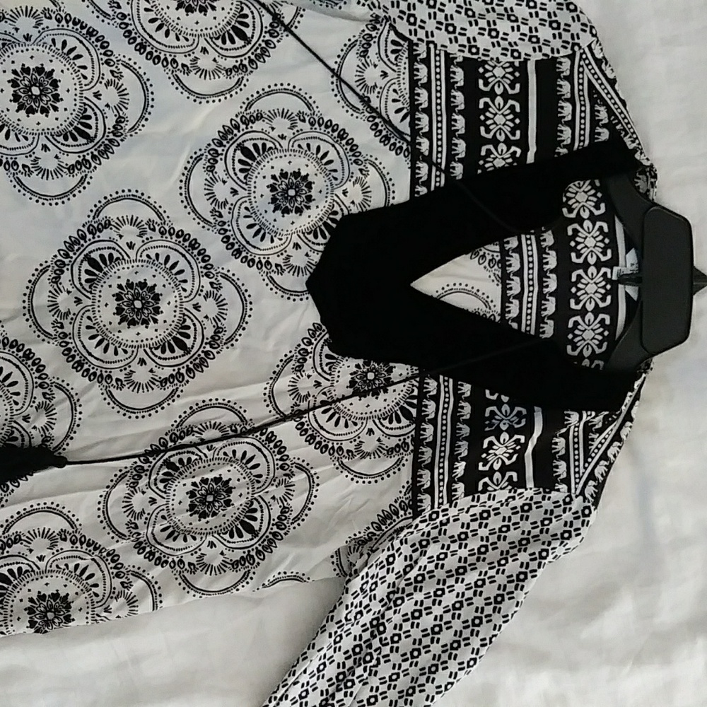 Ivy and Crown Top